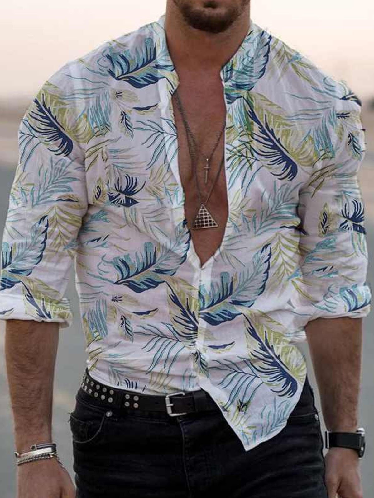 Polo vs Hawaiian Shirt: Which Should You Wear?